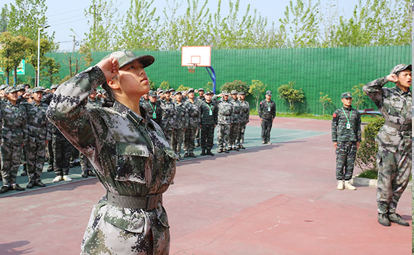 青少年教育學校：如何面對孩子厭學，父母該怎么辦？