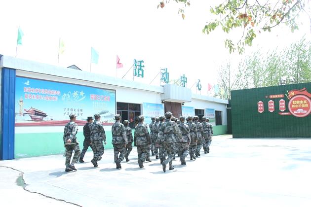 叛逆期孩子學校(和叛逆期孩子切忌說這三句話)