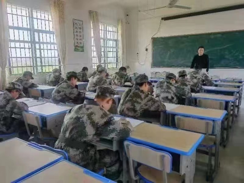 第二次學(xué)業(yè)水平調(diào)研考試開(kāi)始了