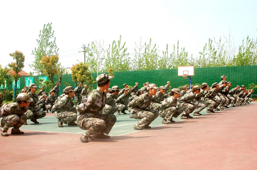 初中生不想去上學(xué)，教你幾招讓孩子愛上學(xué)習(xí)？(圖1)