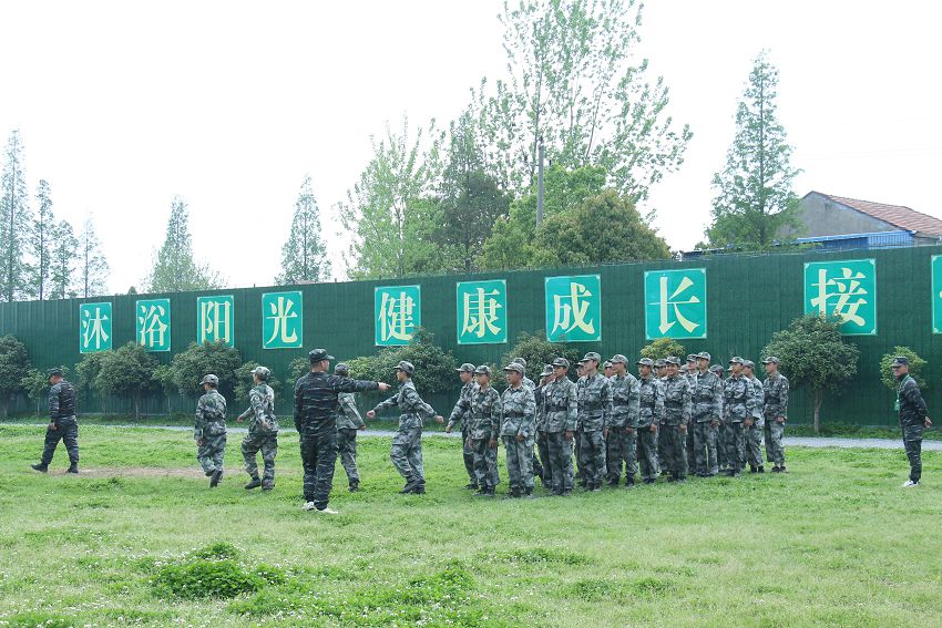 初二孩子厭學如何教育，厭學癥是什么原因引起的？(圖2)