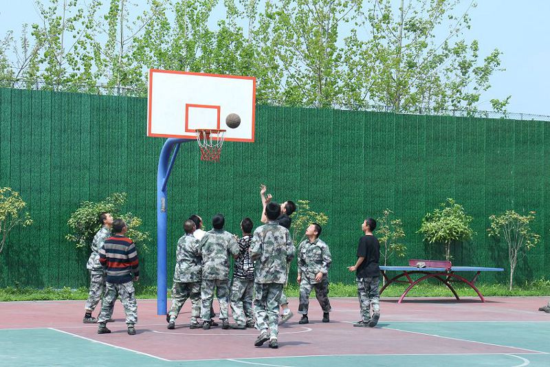 提高孩子情商，先教會(huì)孩子語(yǔ)言表達(dá)