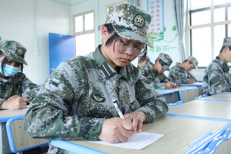 孩子叛逆期，減少對孩子的控制(圖1)