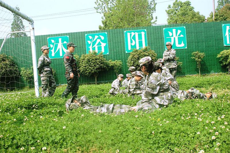   戶外體能訓(xùn)練