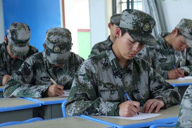 問題孩子管教學校解析引導孩子對性格產生的影響