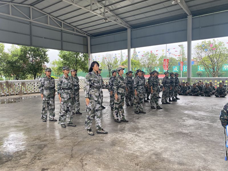 孩子上初中了，家長教育孩子正確方法是什么？
