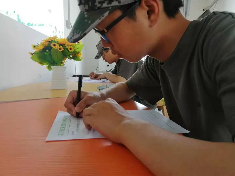 厭學已成社會問題，我的孩子厭學我該怎么辦？