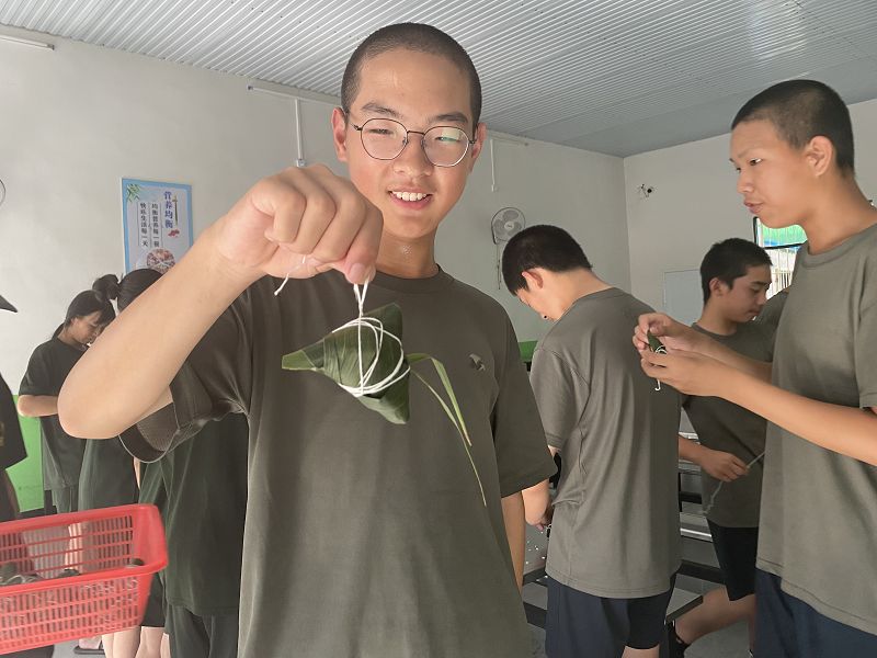 小學(xué)生逆反怎么辦？家有小學(xué)生怎么教育
