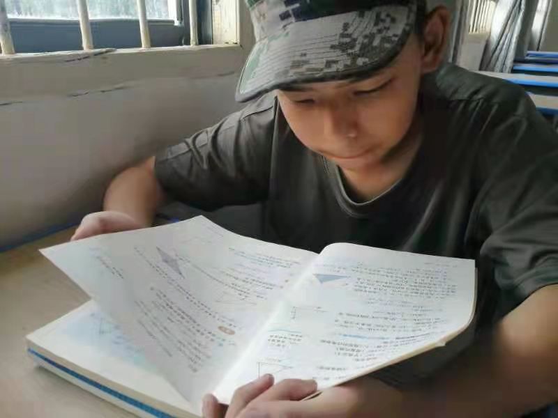 孩子早戀怎樣教育才是正確的方法？孩子早戀的表現