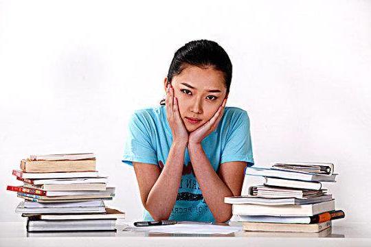 青少年處于叛逆期，不想讀書，厭學怎么辦？
